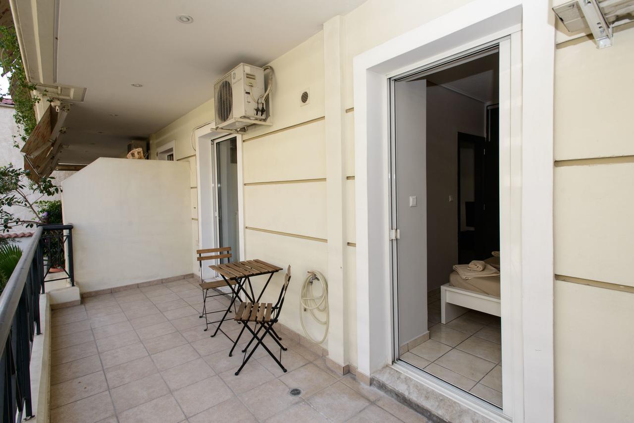 & Parking 100m Kerameikos Metro Apartamento